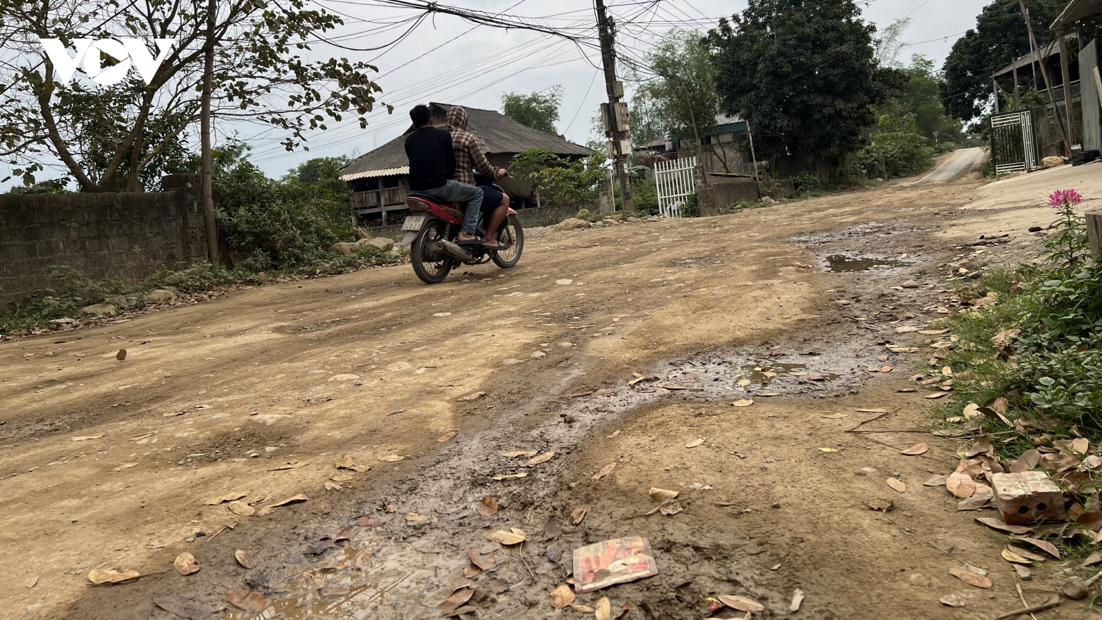 Con đường nắng bụi, mưa lầy ở phường Trung Tâm, tỉnh Lào Cai